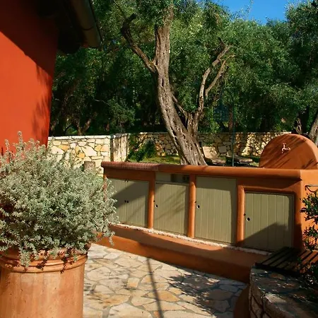 Villa Olivia On Sea Ypsilas