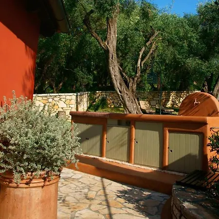 Villa Olivia On Sea Ypsilas